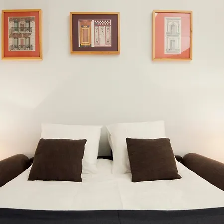 208005 - A Large Opulent For 6 People, Metro Etoile Daire Paris