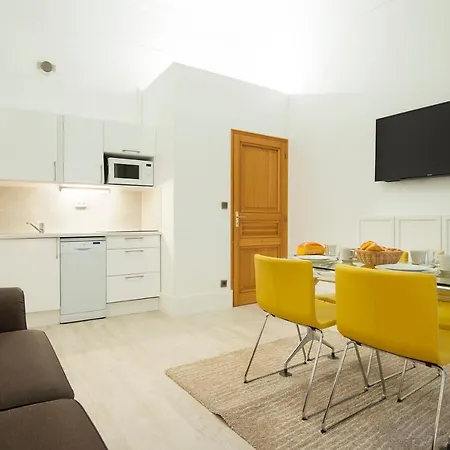 Daire 208005 - A Large Opulent For 6 People, Metro Etoile